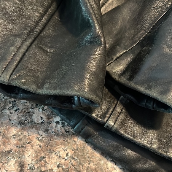 🛍️ SOLD 🛍️ Soft Moto Leather Jacket - Picture 11 of 12